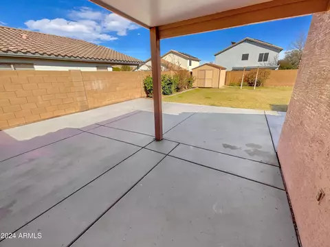 Exterior - 6015 S 21st Dr, Phoenix, AZ 85041 photo 4 of 8