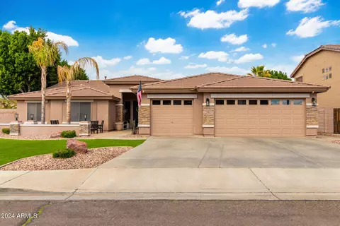8862 W Potter Dr, Peoria, AZ 85382