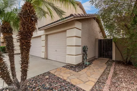 255 E Sheffield Ct, Gilbert, AZ 85296 photo 4