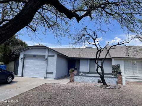 3016 W Monona Dr, Phoenix, AZ 85027