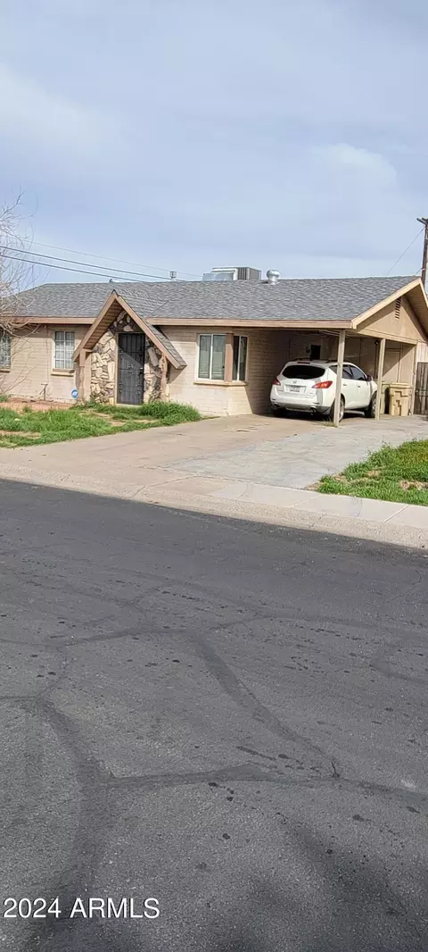 5843 N 64 Ave, Glendale, AZ 85301