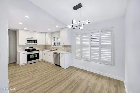1018 E Wahalla Ln, Phoenix, AZ 85024 photo 8