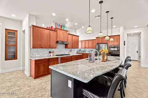 Kitchen - 3728 E Mia Ln, Gilbert, AZ 85298 photo 1 of 7