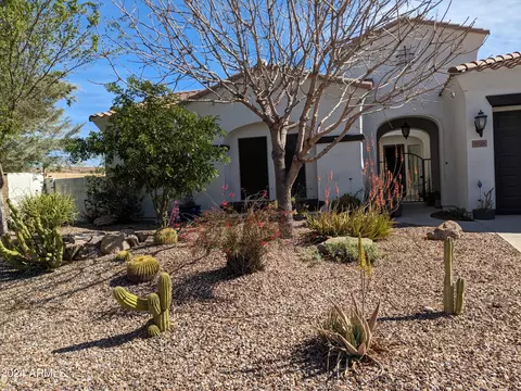 Exterior - 3728 E Mia Ln, Gilbert, AZ 85298 photo 3 of 32