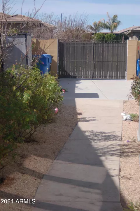 Exterior - 3728 E Mia Ln, Gilbert, AZ 85298 photo 25 of 32