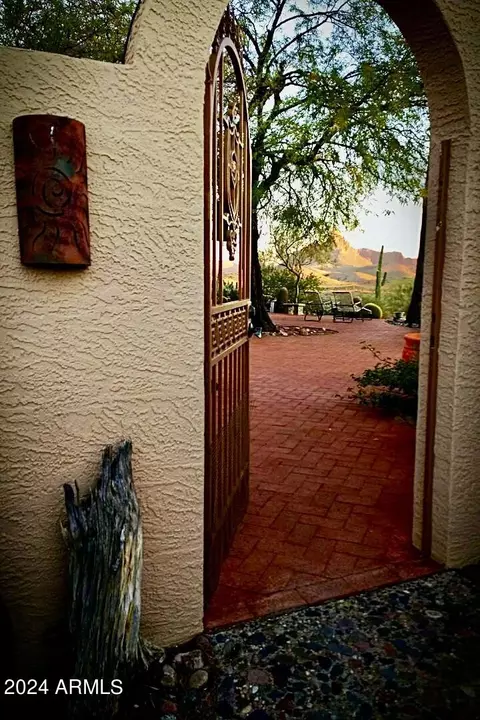 16457 E Leo Dr, Fountain Hills, AZ 85268