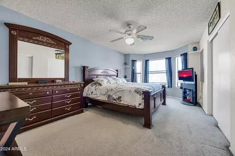 Bedroom - 802 E Sack Dr, Phoenix, AZ 85024 photo 1 of 4