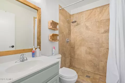 Bath - 1287 W 17th Ave, Apache Junction, AZ 85120 photo 3 of 3