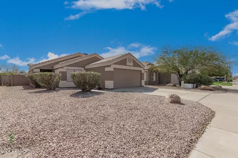 Exterior - 1287 W 17th Ave, Apache Junction, AZ 85120 photo 4 of 11
