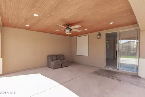 Living - 1287 W 17th Ave, Apache Junction, AZ 85120 photo 4 of 4
