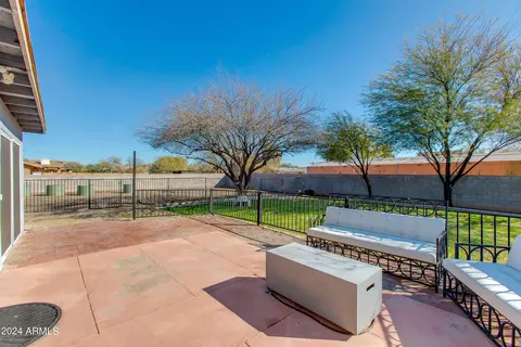 1929 E Campo Bello Dr, Phoenix, AZ 85022 photo 13