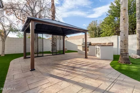 2732 E Hillery Dr, Phoenix, AZ 85032 photo 32