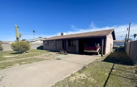 525 N 111th Pl, Mesa, AZ 85207