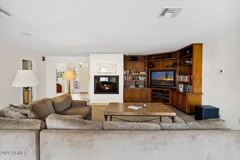 36 E State Ave, Phoenix, AZ 85020 photo 9
