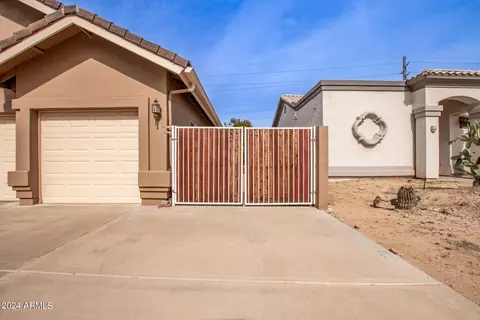 Exterior - 2306 E Nora St, Mesa, AZ 85213 photo 8 of 20