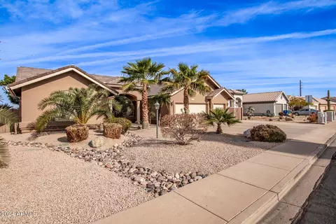 Exterior - 2306 E Nora St, Mesa, AZ 85213 photo 4 of 20
