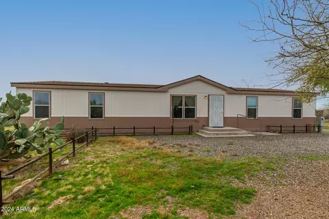 40421 N 253rd Ave, Morristown, AZ 85342
