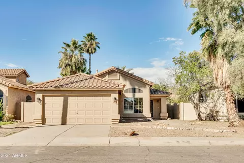 1190 W Seagull Dr, Chandler, AZ 85286