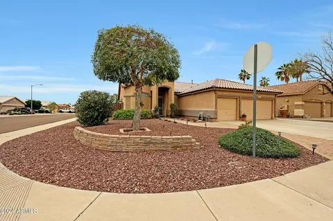 9011 W Alex Ave, Peoria, AZ 85382