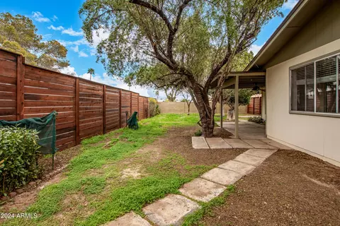 Exterior - 2934 E Willow Ave, Phoenix, AZ 85032 photo 10 of 14