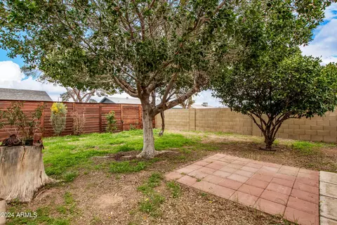 Exterior - 2934 E Willow Ave, Phoenix, AZ 85032 photo 8 of 14