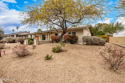 Exterior - 2934 E Willow Ave, Phoenix, AZ 85032 photo 4 of 14