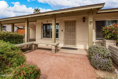 Exterior - 2934 E Willow Ave, Phoenix, AZ 85032 photo 5 of 14