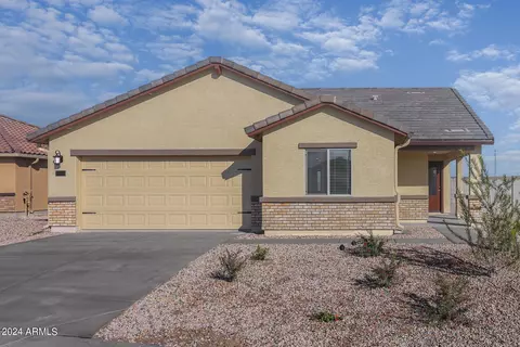 563 W Crowned Dove Trl, Casa Grande, AZ 85122