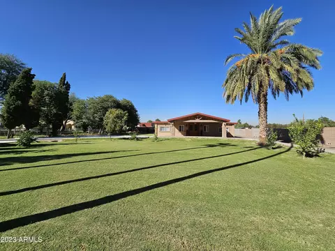 8202 S 29th Ave, Laveen, AZ 85339