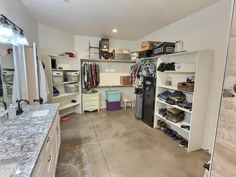 1410 E Diamondback Dr, Benson, AZ 85602 photo 4