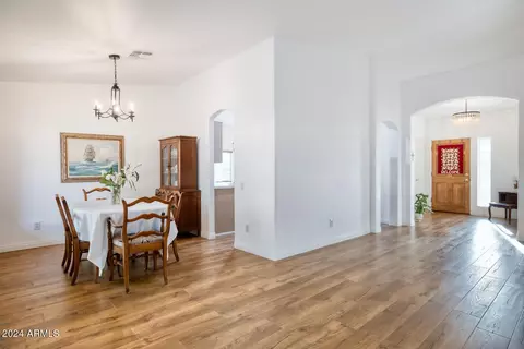 18653 N 33rd Pl, Phoenix, AZ 85050 photo 5