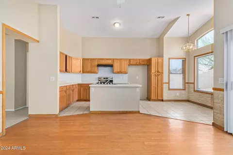Kitchen - 8318 W Baxter Dr, Phoenix, AZ 85037 photo 2 of 5