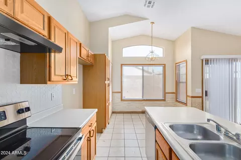 Kitchen - 8318 W Baxter Dr, Phoenix, AZ 85037 photo 5 of 5