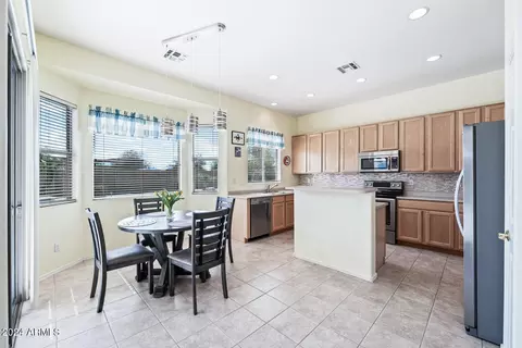 841 E Toledo St, Gilbert, AZ 85295 photo 9