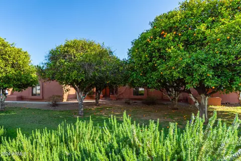 8351 W Foothill Dr, Peoria, AZ 85383