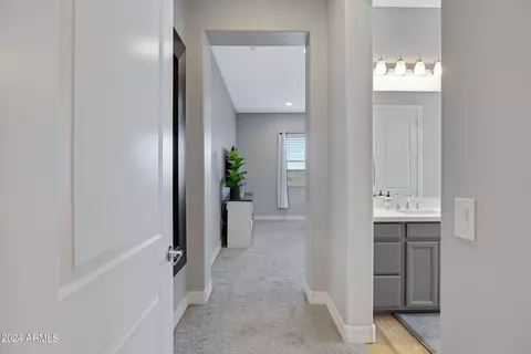 Entry Way - 2058 E Blackhawk Ct, Gilbert, AZ 85298 photo 3 of 4
