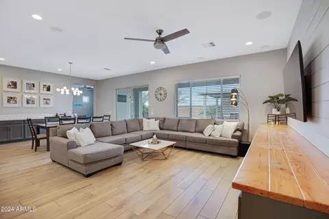 Living - 2058 E Blackhawk Ct, Gilbert, AZ 85298 photo 2 of 6