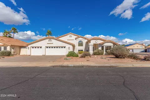 Exterior - 710 E Saratoga St, Gilbert, AZ 85296 photo 3 of 13