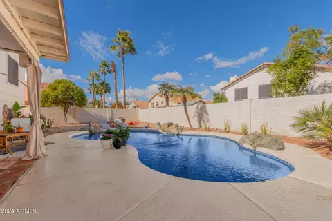 Exterior - 710 E Saratoga St, Gilbert, AZ 85296 photo 12 of 13
