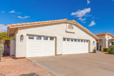 Exterior - 710 E Saratoga St, Gilbert, AZ 85296 photo 5 of 13