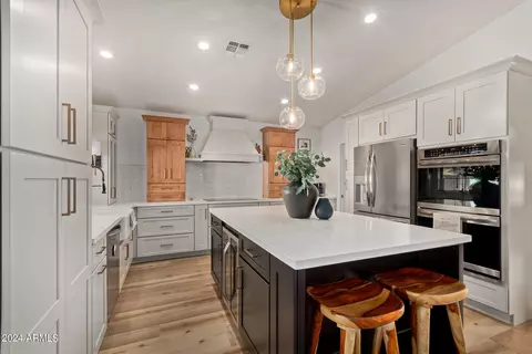 Kitchen - 710 E Saratoga St, Gilbert, AZ 85296 photo 3 of 6