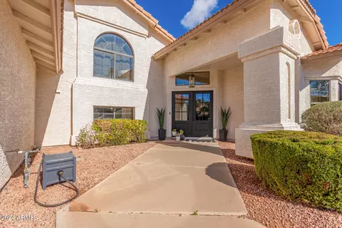 Exterior - 710 E Saratoga St, Gilbert, AZ 85296 photo 8 of 13