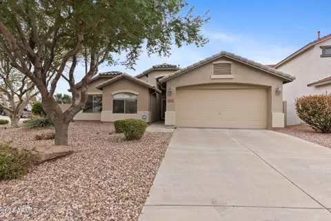1123 E Shari St, San Tan Valley, AZ 85140