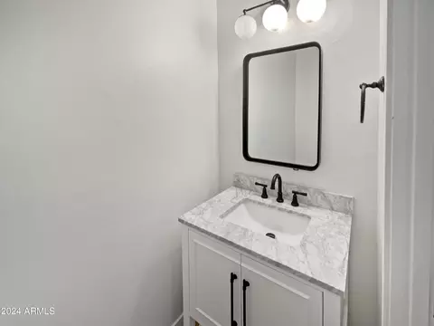 Bath - 11016 E Quartet Ave, Mesa, AZ 85212 photo 1 of 6