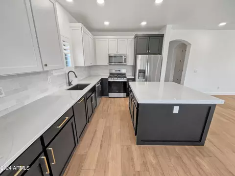 Kitchen - 11016 E Quartet Ave, Mesa, AZ 85212 photo 2 of 2