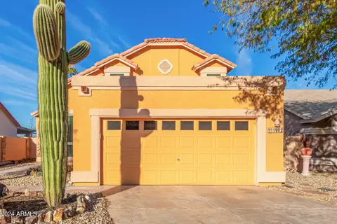1902 E Behrend Dr, Phoenix, AZ 85024 photo 5