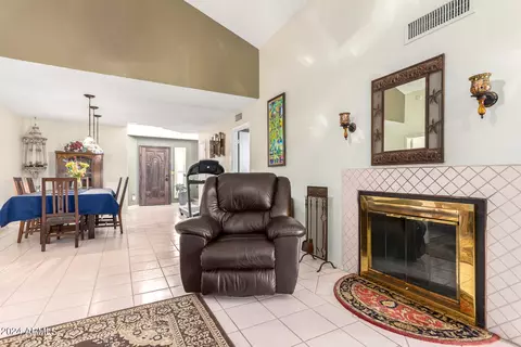 433 E Wescott Dr, Phoenix, AZ 85024 photo 4