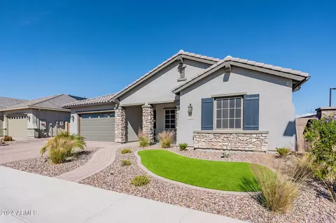 2998 W Horseshoe Dr, Queen Creek, AZ 85142