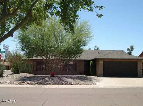 803 W Redfield Rd, Tempe, AZ 85283