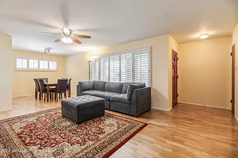 3613 N 45th Pl, Phoenix, AZ 85018 photo 3